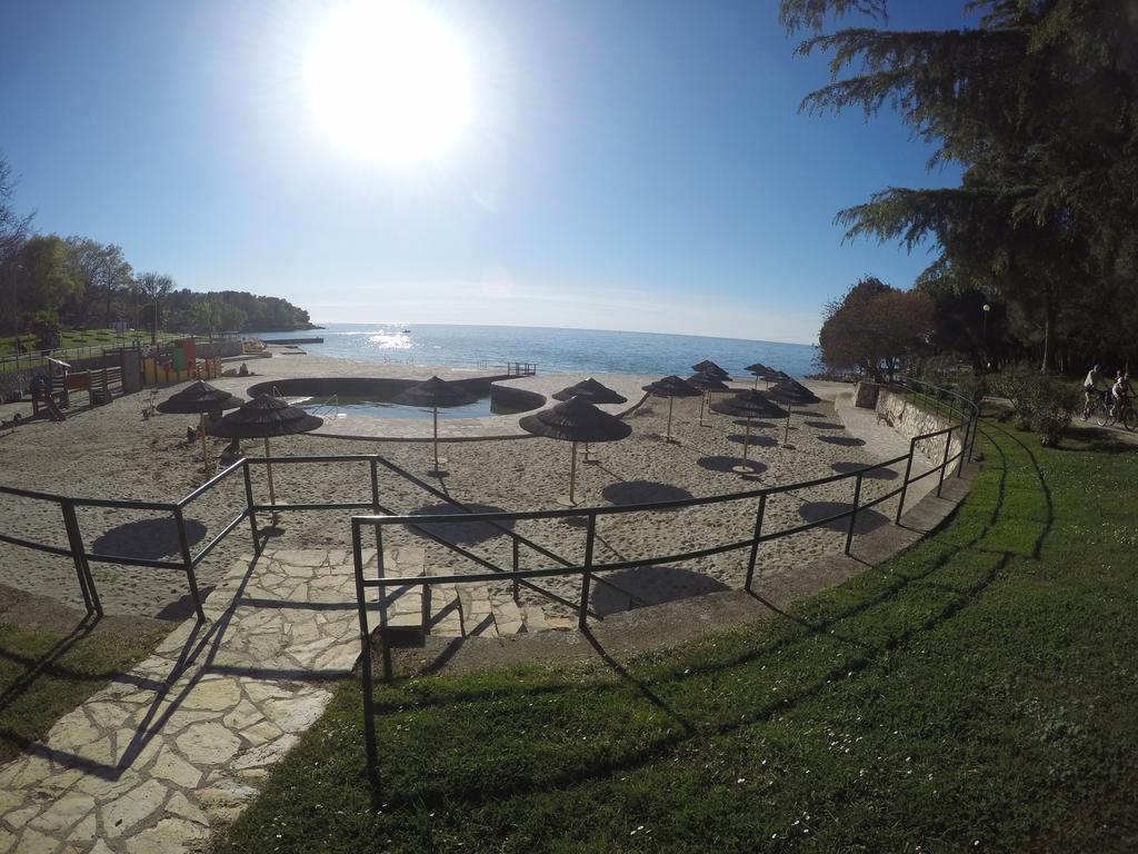 Luna Apartment Poreč Exteriör bild