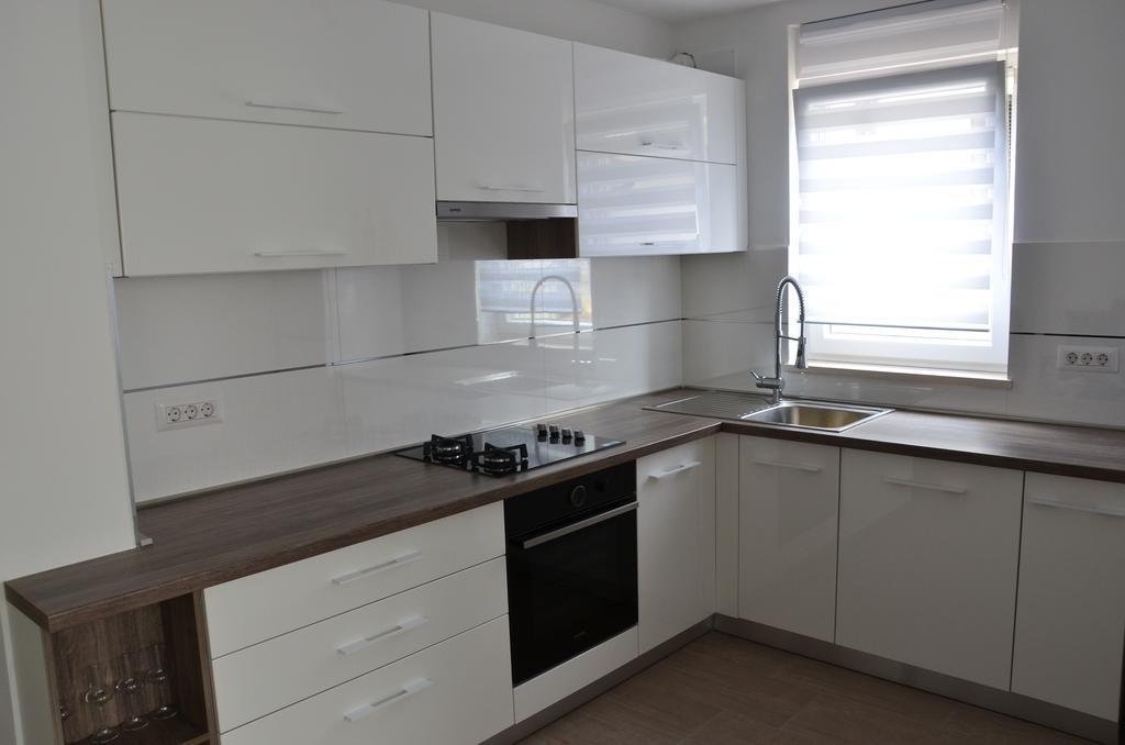 Luna Apartment Poreč Exteriör bild