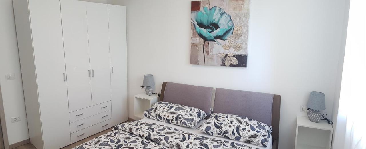 Luna Apartment Poreč Exteriör bild