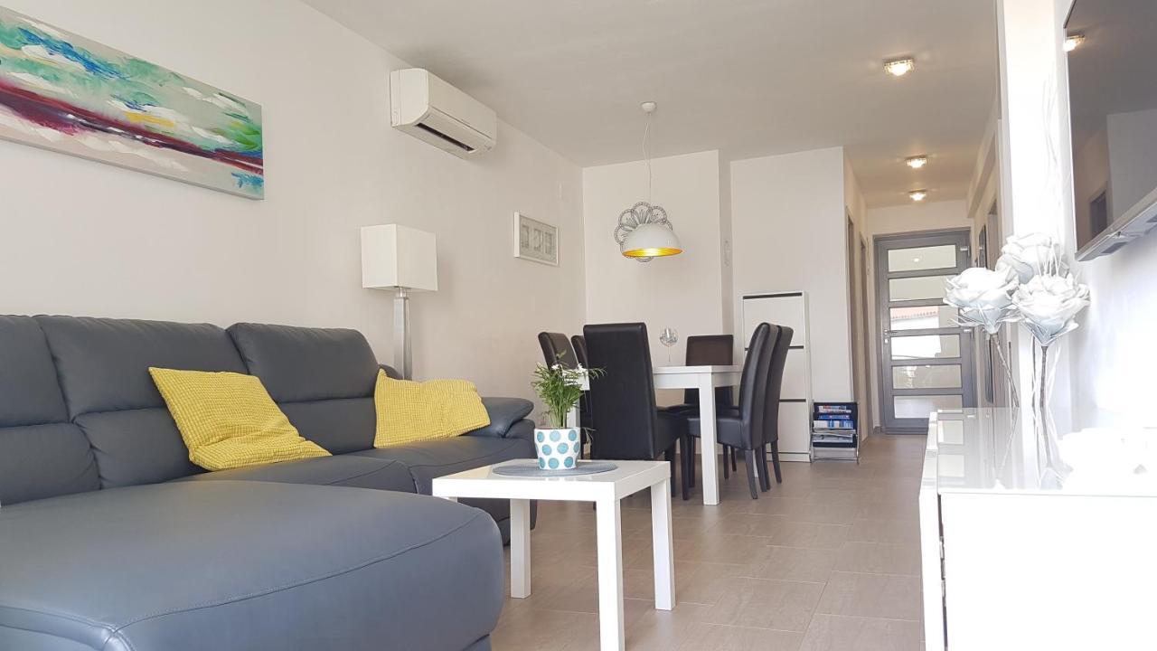 Luna Apartment Poreč Exteriör bild